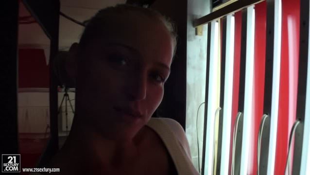 Backstage With Kathia And Friends