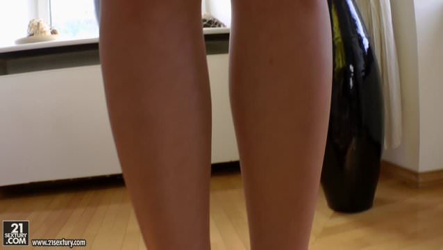 Anal Training of Lili Lamour