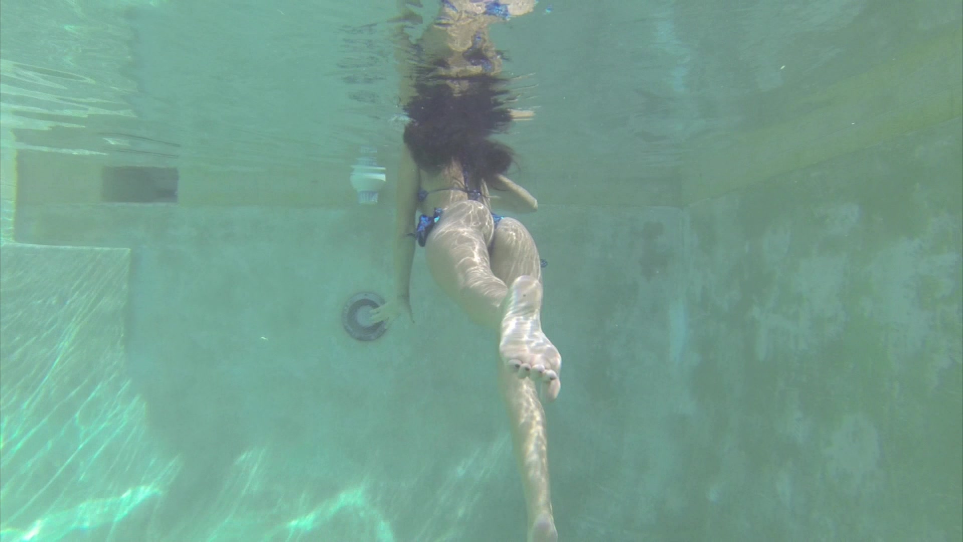 Esmi Lee Cleans the Pool