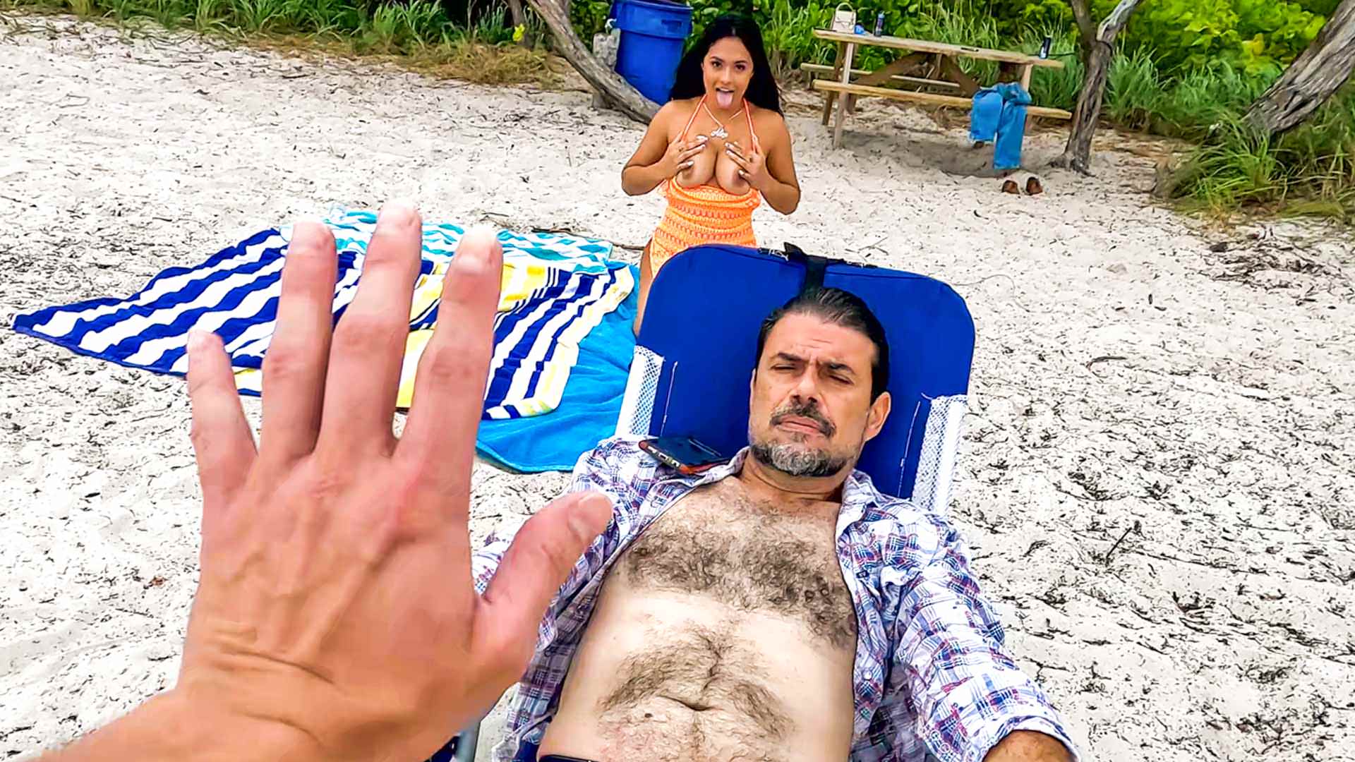 Lame Labor Day Turns Lustful on Public Beach
